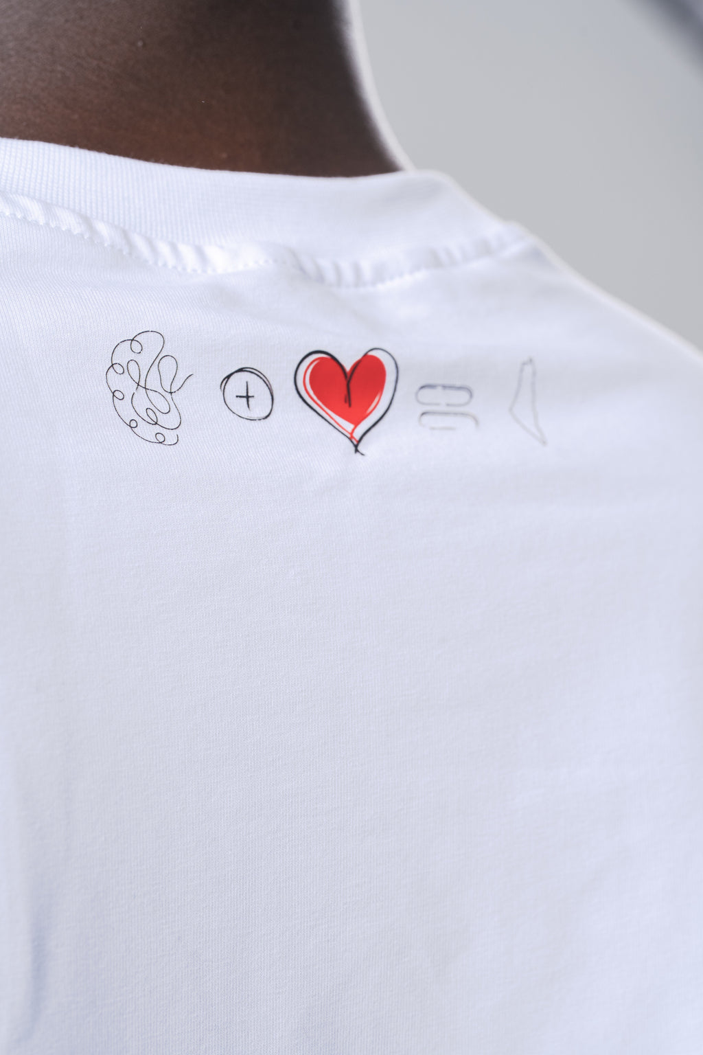 Brain & Heart Palestine T-Shirt – Unisex Oversized Keffiyeh Design
