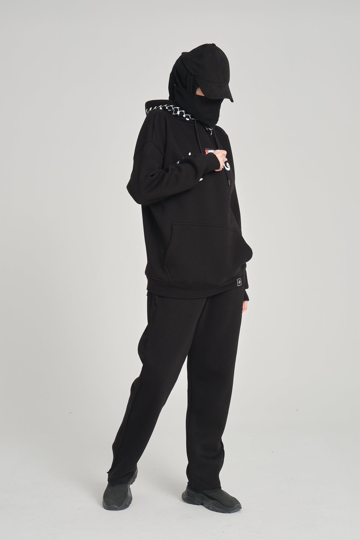 Palestinian Heritage Tracksuit Set – Oversize Hoodie & Jogger Pants Unisex
