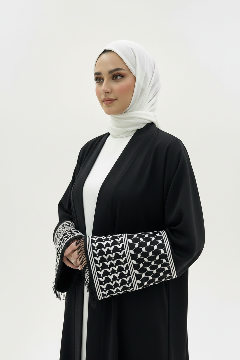 Black Abaya – Close Up