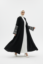 Black Abaya – Walking Pose